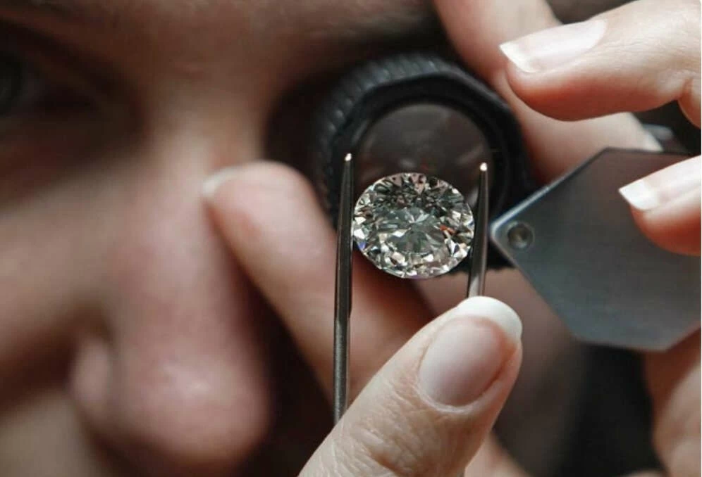 How to Know the Authenticity of Jewelry: Professional Diagnostics and Certification